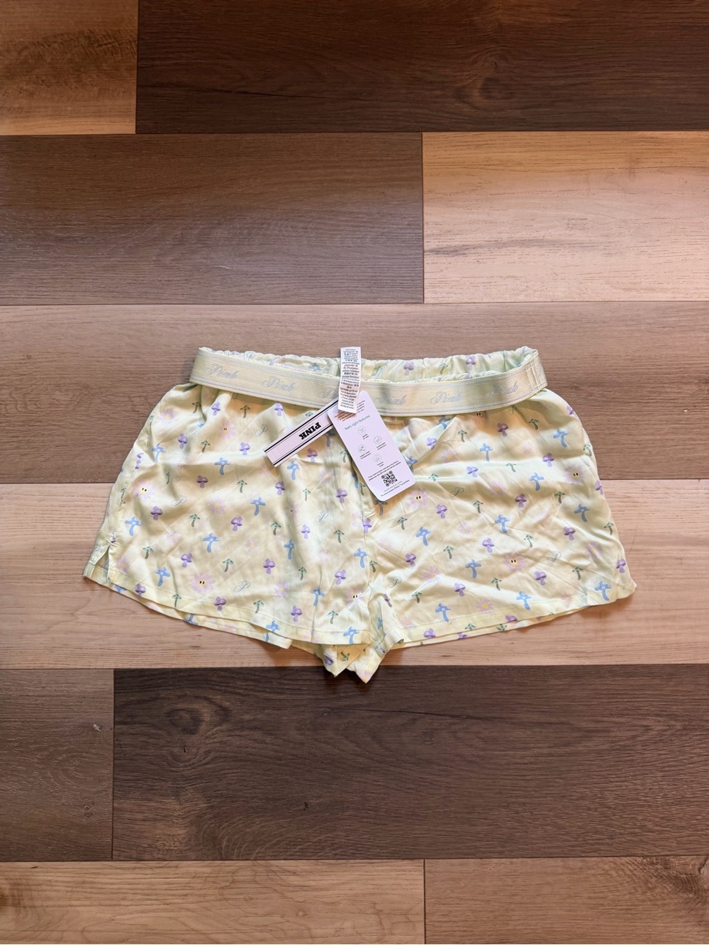 NWT Victoria's Secret PINK Lime Green Floral Mushroom Flowy Boxer Sleep Shorts